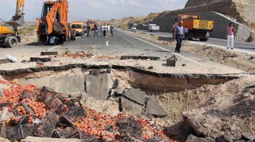 Şehit Polisin Cenazesi Memleketine G&ouml;nderildi (2)