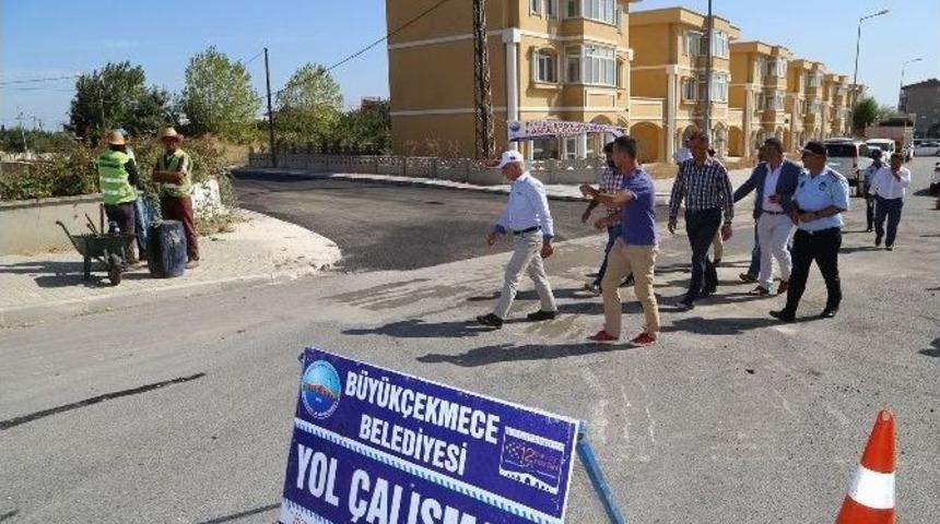 B&uuml;y&uuml;k&ccedil;ekmece&rsquo;de Yol Yapım &Ccedil;alışmaları Hız Kesmiyor