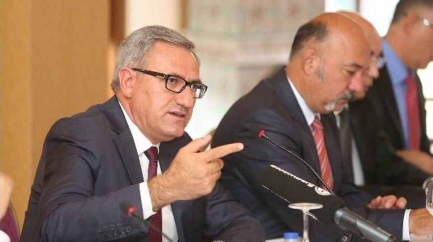 Sigorta Sekt&ouml;r&uuml; Hem Koruyor, Hem Zararları Karşılıyor