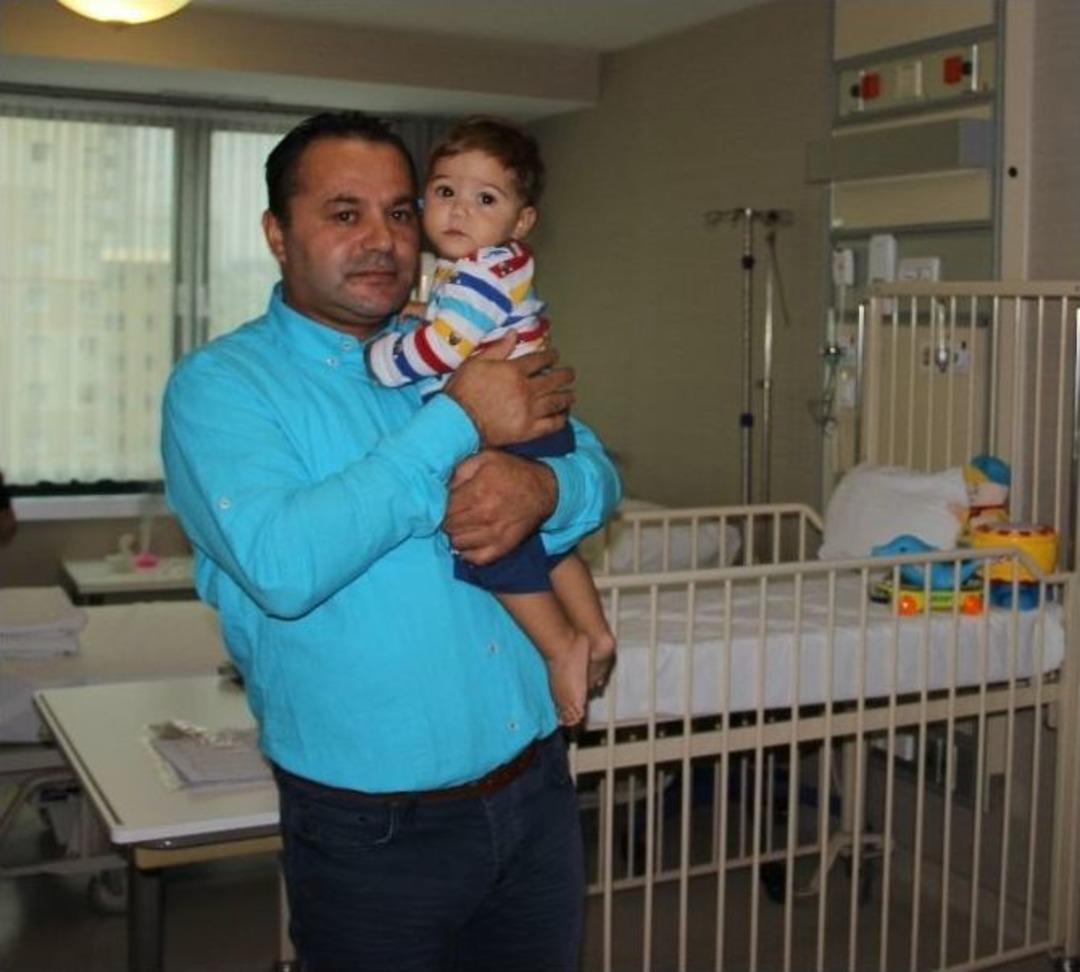 Mavi Işıktan Kurtulan Poyraz Bebek Sağlığına Kavuştu