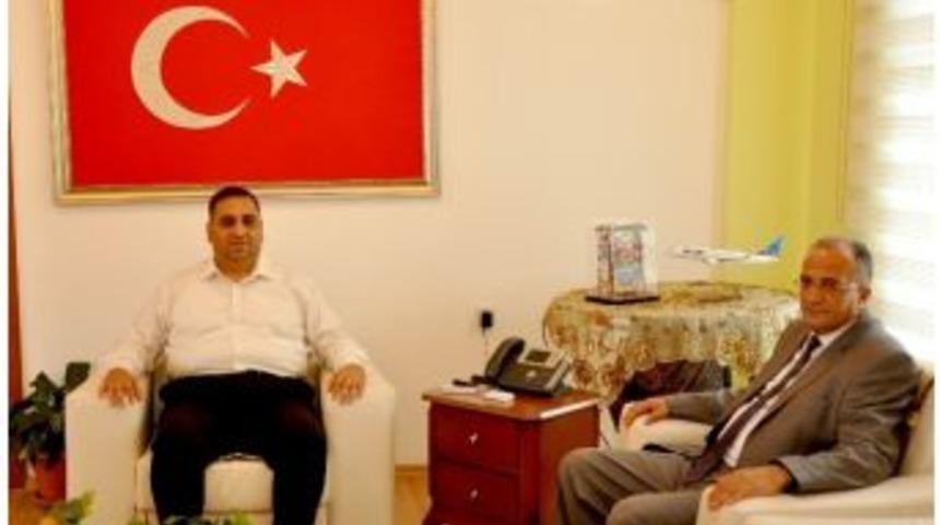 Emniyet M&uuml;d&uuml;r&uuml; &Ccedil;akan&rsquo;dan, Başkan Can&rsquo;a Ziyaret