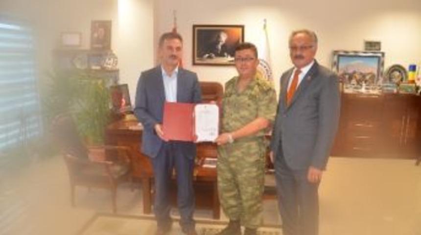 Cumhurbaşkanlığı Muhafız Alaylarında Kullanılan Gemlik Atlarına Coğrafi İşaret Belgesi Alındı