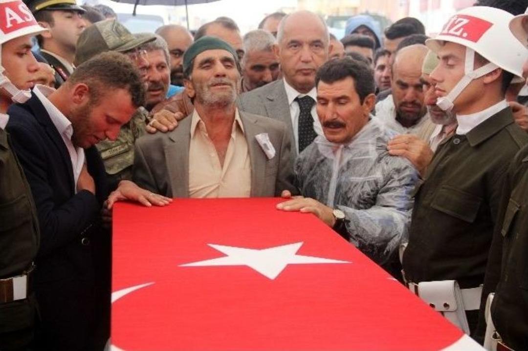 Şehit Babasından Ter&ouml;r &Ouml;rg&uuml;t&uuml;ne Ders Niteliğinde Konuşma