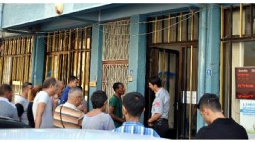 Aydın&rsquo;da Gelir Testi Son G&uuml;n Kuyruklara Neden Oldu