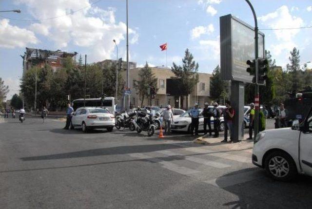 İçişleri Bakanı Altınok, Diyarbakır'daki Seçim Güvenliği Toplantısına Katıldı