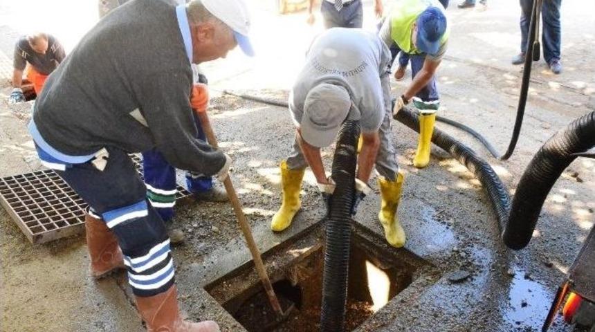 Bodrum&rsquo;da Tıkanan Kanallar A&ccedil;ılıyor