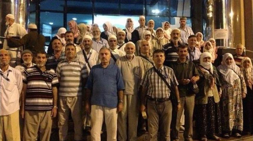 İlk Hacı Kafilesi D&ouml;nd&uuml;