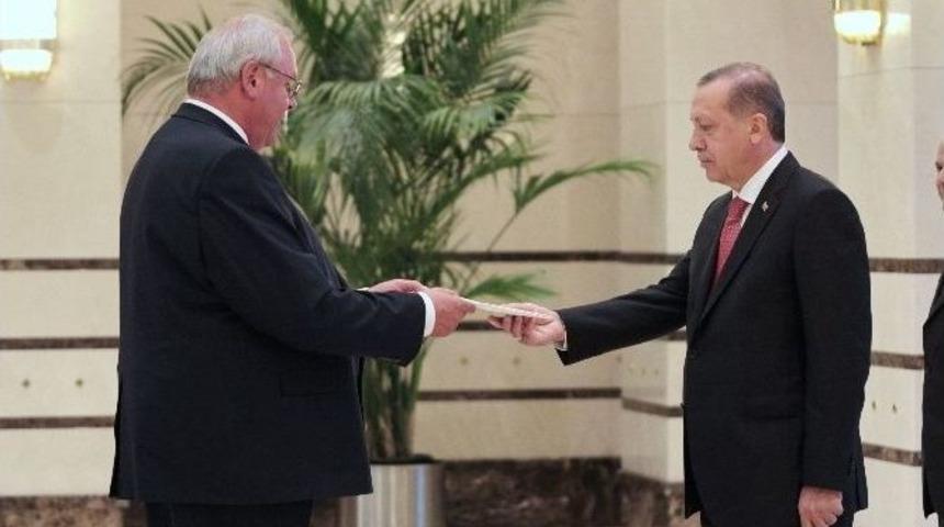 Cumhurbaşkanı Erdoğan Almanya B&uuml;y&uuml;kel&ccedil;isini Kabul Etti