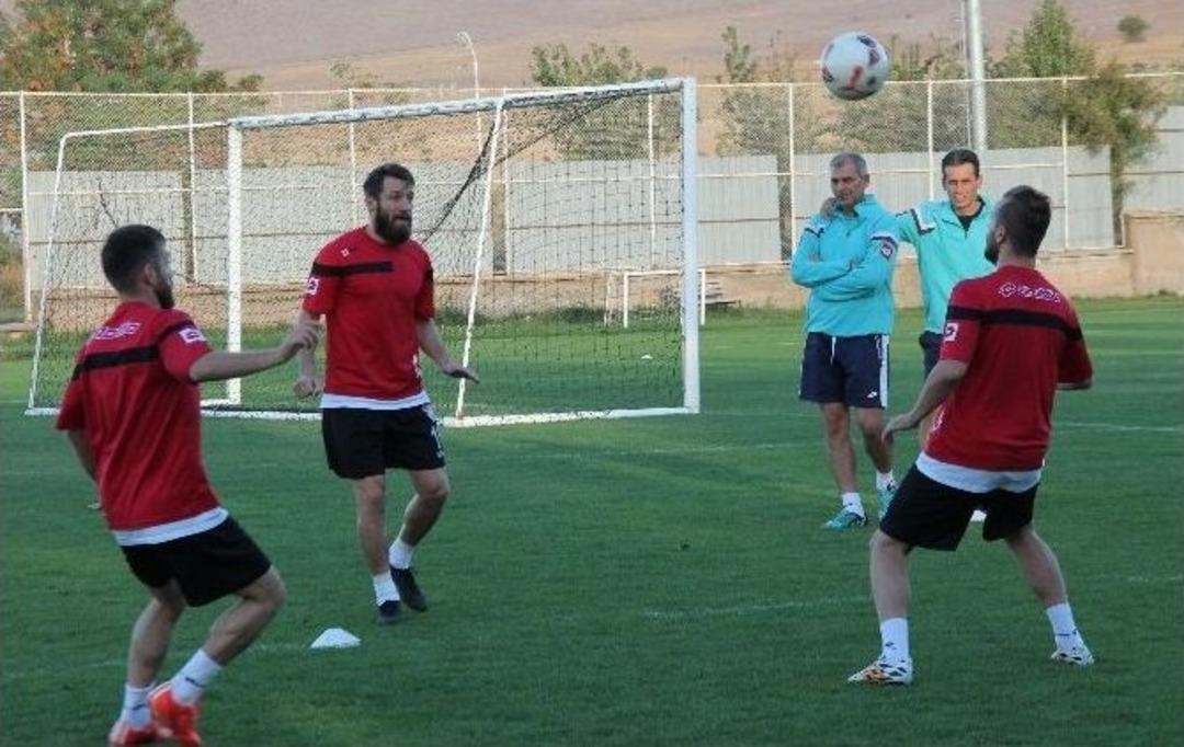 Elazığspor, Altınordu Ma&ccedil;ına Hazırlanıyor