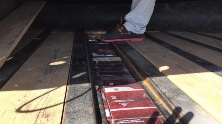 Viranşehir&rsquo;de 18 Bin 750 Paket Ka&ccedil;ak Sigara Ele Ge&ccedil;irildi