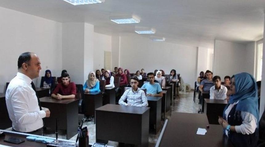 Sağlık Meslek Lisesi &Ouml;ğrencilerinden Başkan &Ouml;zaltun&rsquo;a Ziyaret