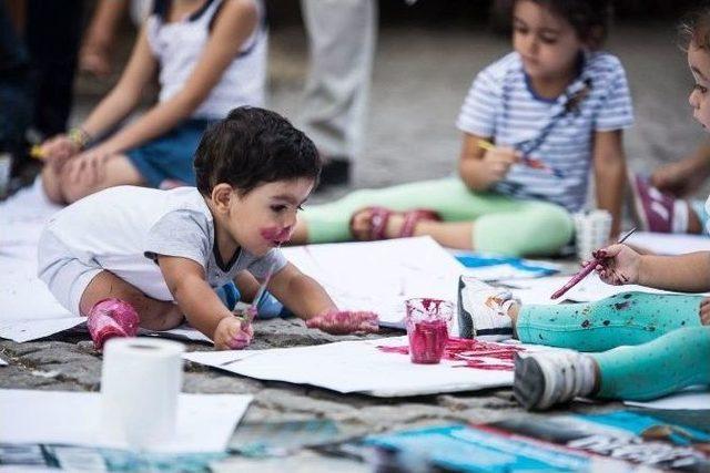 Müzik Ve Resim Kuğulu Park’ta Buluştu