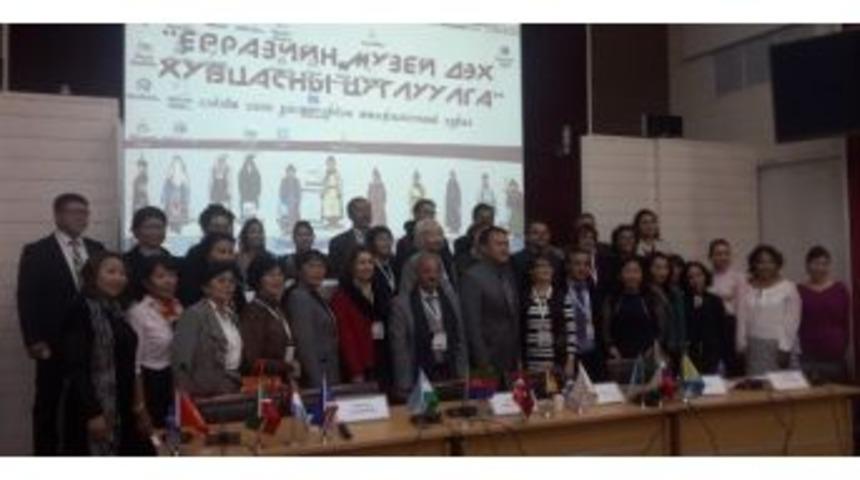 Bursa M&uuml;zeleri Moğolistan&rsquo;da D&uuml;nya M&uuml;zecilerine Anlatıldı