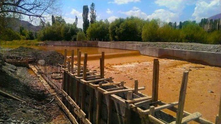 Büyükşehir’den Çiftçilere Sulama Tesisi Desteği G2