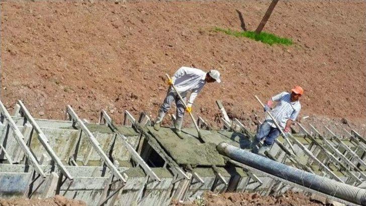 Büyükşehir’den Çiftçilere Sulama Tesisi Desteği G5