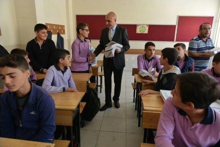 Ali Korkut’tan Öğretmenlere Bayram Hediyesi G2