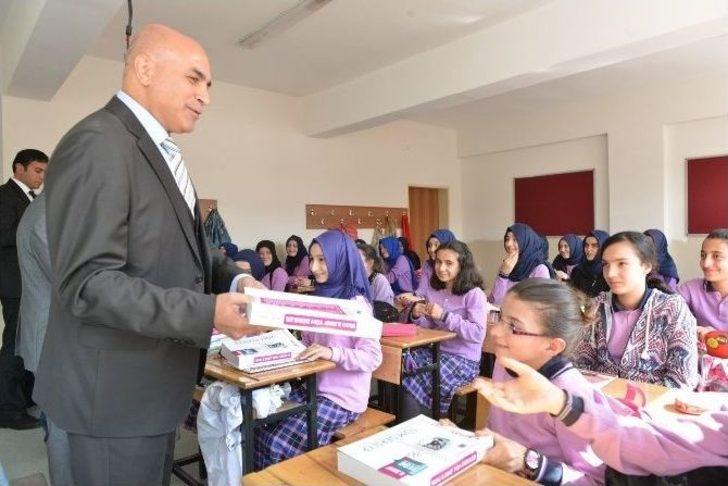 Ali Korkut’tan Öğretmenlere Bayram Hediyesi G5