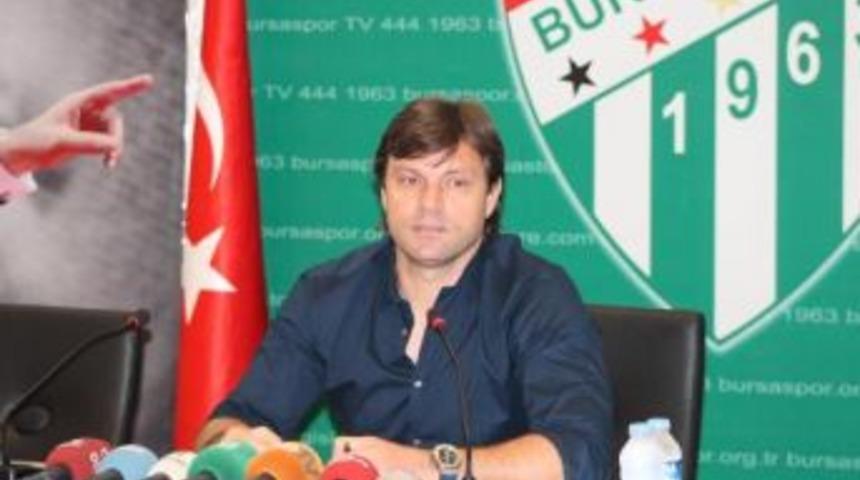 Bursaspor Teknik Direkt&ouml;r&uuml; Ertuğrul Sağlam: Bırakmayı Hi&ccedil; D&uuml;ş&uuml;nmedim
