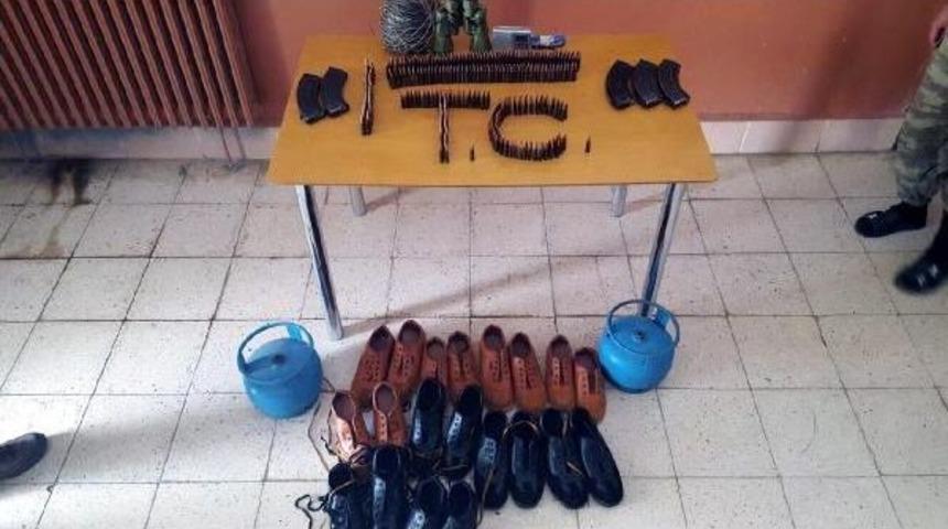 Siirt'te Pkk'ya Ait M&uuml;himmat Ve Malzemeler Ele Ge&ccedil;irildi