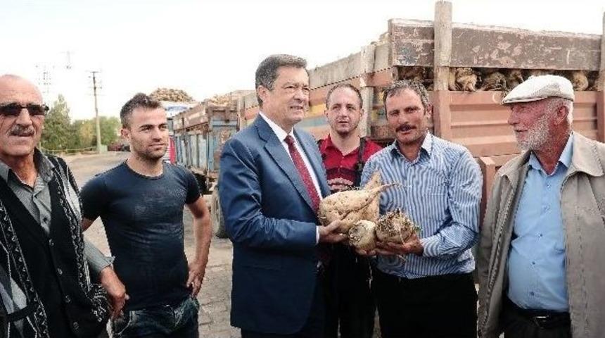 Bağımsız Yozgat Milletvekili Adayı Kayalar&rsquo;a İş&ccedil;i Ve &Ccedil;ift&ccedil;ilerden Destek