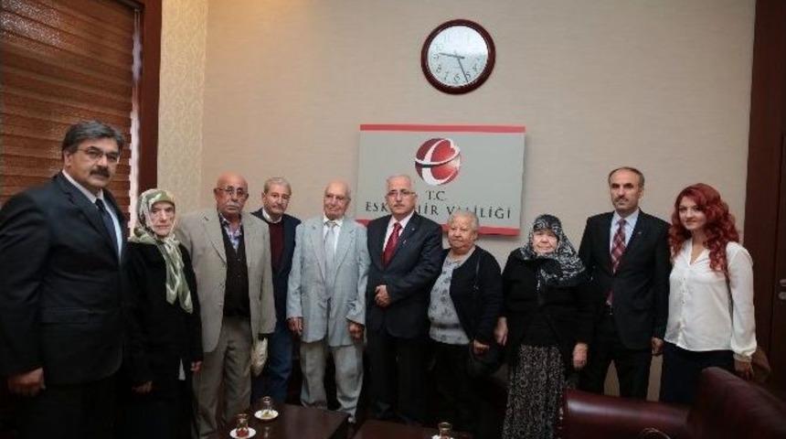 Huzurevi Sakinlerinden Vali Tuna&rsquo;ya Ziyaret