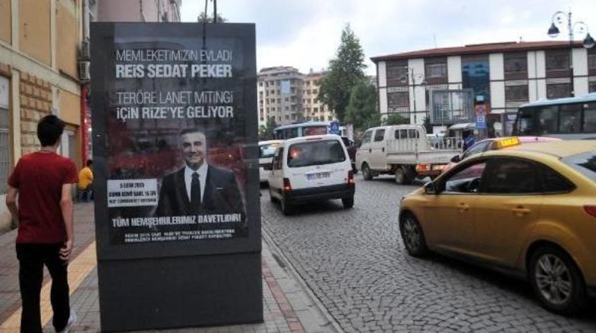 Rize'de 'ter&ouml;re Lanet' Mitingine Sedat Peker Afişli Davet