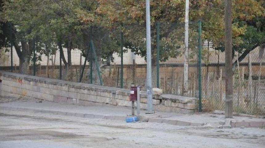 Fünye İle Patlatılan Şüpheli Paketten Maket Peribacası Çıktı