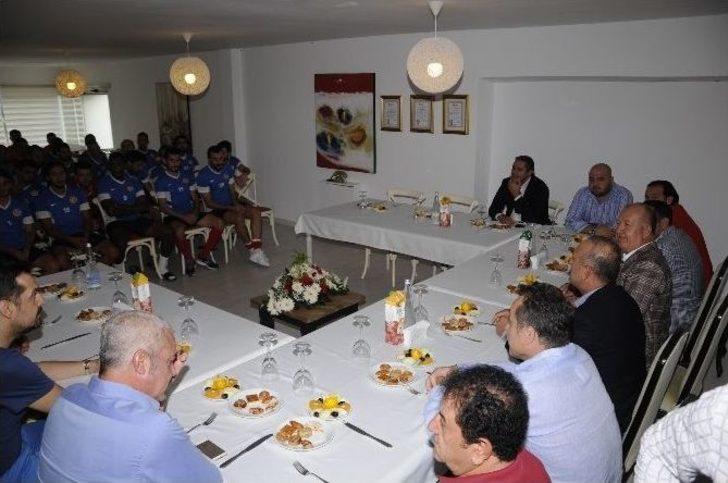 Antalyasporlu Eto’o 3 Kilo Verdi G4