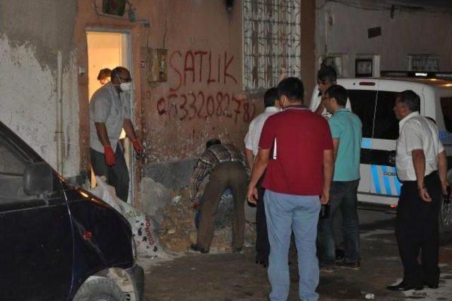 Suriyeli Işçiler Bıçaklayarak Öldürdükleri Iş Adamını, Mutfağa Gömüp Üzerine Beton Döktüler