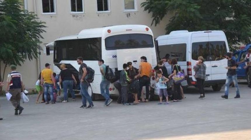 Dalaman'da Ka&ccedil;akları Taşıyan Tekne Battı