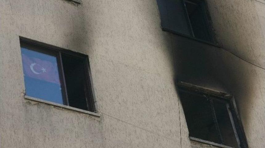 Afyonkarahisar G&uuml;ne Alevlerle Uyandı