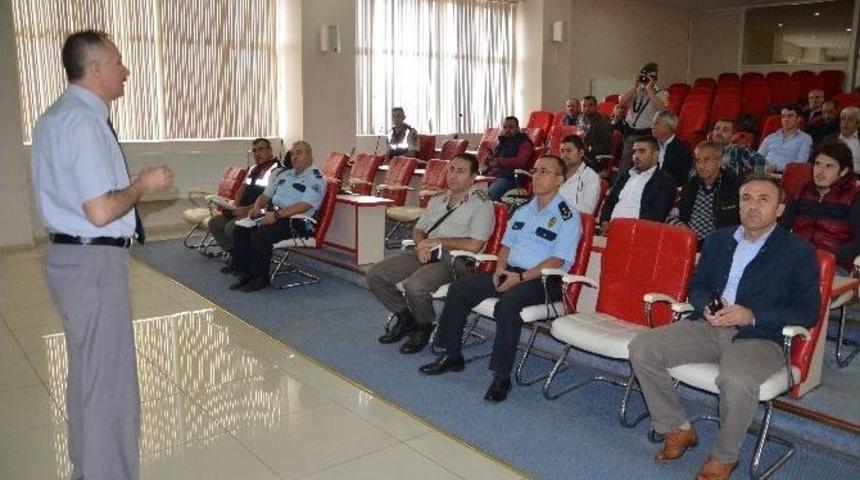 Soma&rsquo;da, Okul Servis Şof&ouml;rlerine Eğitim