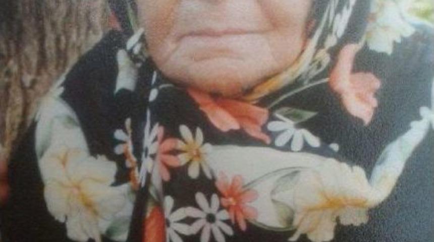 Yaşlı Kadın Evinin Balkonuna Kendini Astı