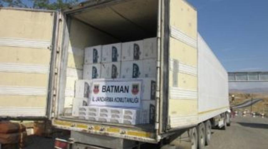 Batman&rsquo;da 262 Bin Paket Ka&ccedil;ak Sigara Ele Ge&ccedil;irildi