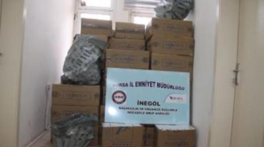İneg&ouml;l'de 30 Bin Paket Ka&ccedil;ak Sigara Ele Ge&ccedil;irildi