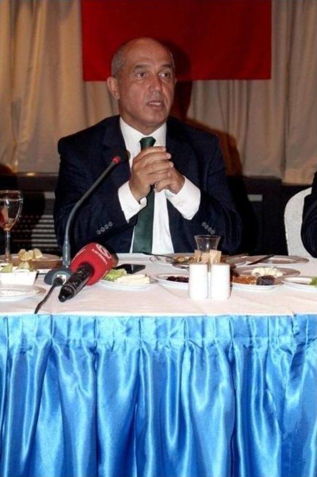 Prof. Dr. Ilıcalı, Basın Kuruluşlarının Temsilcileri İle Biraraya Geldi