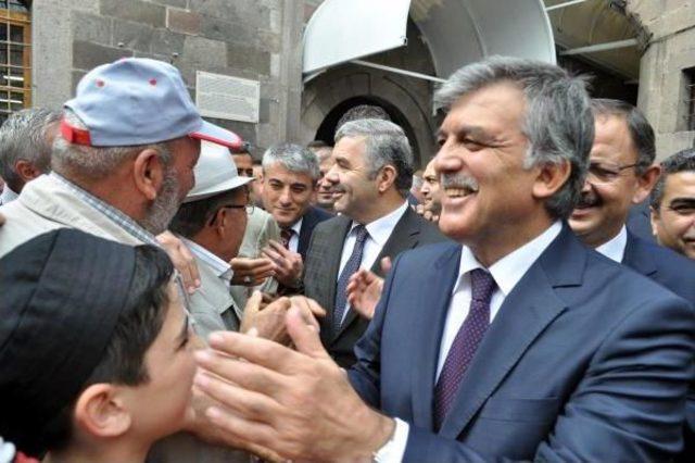 Abdullah Gül: Gazeteciye Saldırı Tasvip Edilemez, Yapanlar Mutlaka Cezalandırılmalı (2)