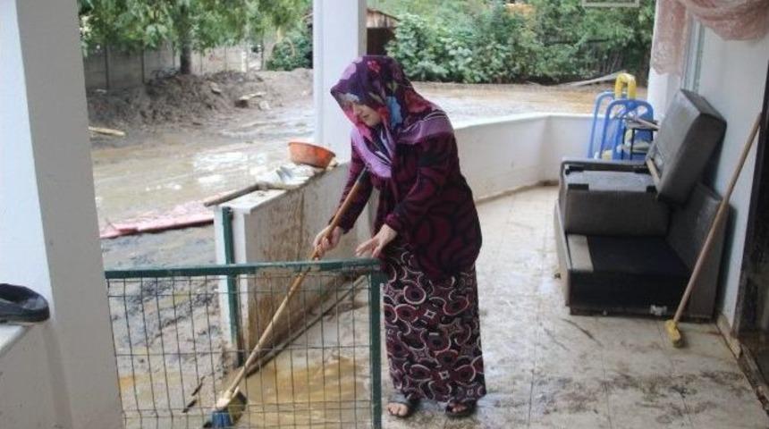 Sapanca&rsquo;da Yaralar Sarılmaya Başladı