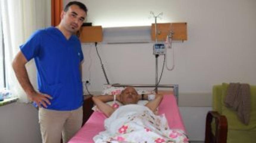 Eriyebilen Stent Uygulaması