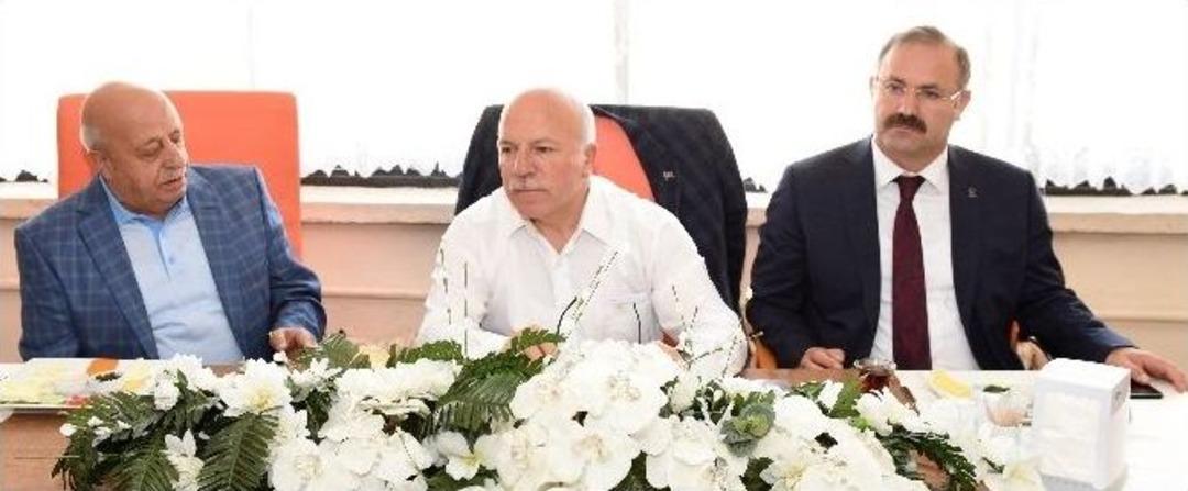 Sekmen: &ldquo;erzurum Esnafı, Şehrin Bel Kemiğidir&rdquo;