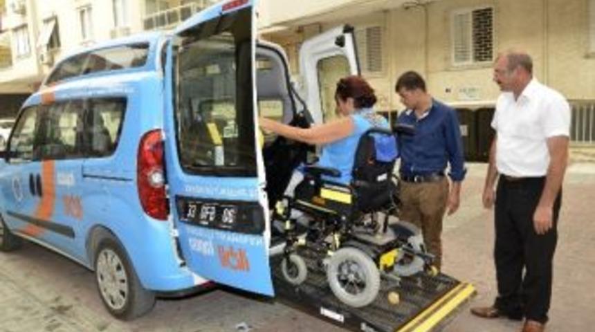 Engelli Transfer Aracıyla Engeller Kalkıyor