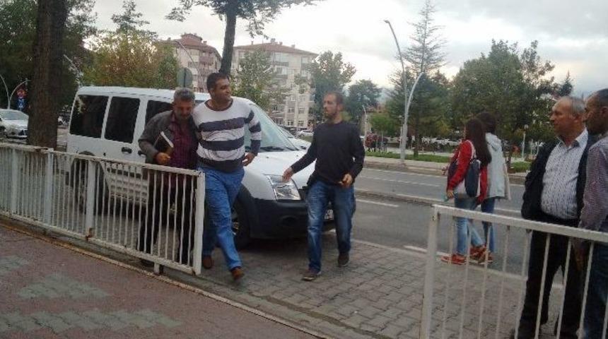 Bolu Polisi Uzun S&uuml;redir Aranan Şahsı Yakaladı