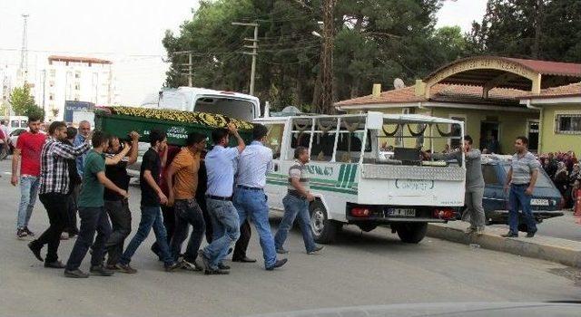 Mutfakta Gömülü Bulunan Ceset Olayıyla İlgili 2 Gözaltı