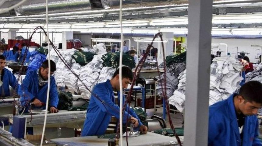 Hazırgiyim Sekt&ouml;r&uuml; Dış Ticaret Fazlası Verdi