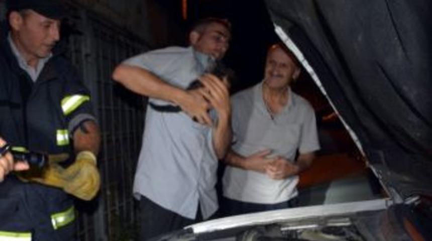 Karab&uuml;k&rsquo;te Kedi Kurtarma Operasyonu