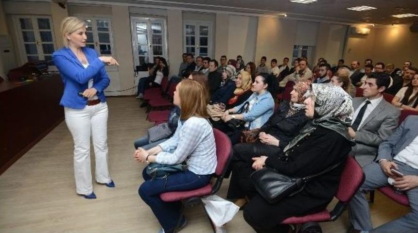 Btso İle &Ccedil;arşı Esnafının Kurumsal Kimliği G&uuml;&ccedil;leniyor