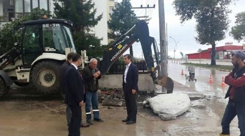 Ak&ccedil;akoca&rsquo;da Elektrik Hatları Yer Altına Alınıyor