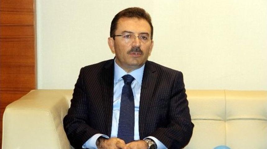 İ&ccedil;işleri Bakanı Selami Altınok, G&uuml;venlik Toplantısı İ&ccedil;in Gaziantep&rsquo;te