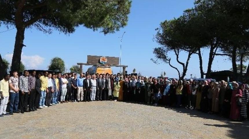 Karaaslan Ve Taş&ccedil;ı Gen&ccedil;lerle Buluştu