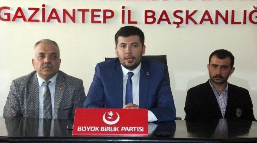 Alperen Ocakları Genel Başkanı Ahmet Tarık Sarı: